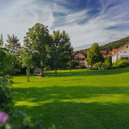 בית הארחה Landgasthof Zum Hirschen Betriebsgesellschaft Mbh Kemnath